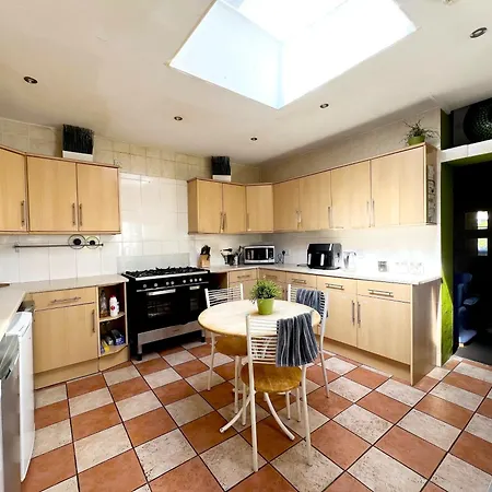 Double In St Andrews, Homestay Bristol