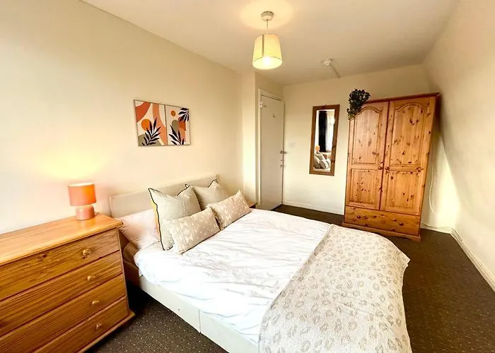 Double In St Andrews, Bristol